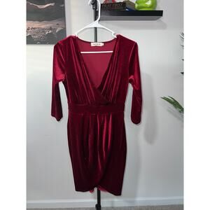 Red velvet deep V-neck bodycon mini Dress sz S